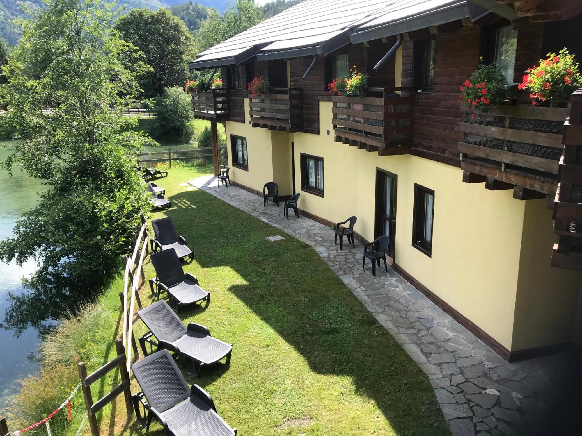 Hotel Ca Fiore Bardonecchia Exterior foto