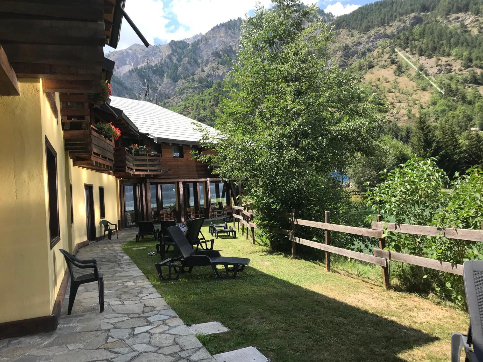 Hotel Ca Fiore Bardonecchia Exterior foto