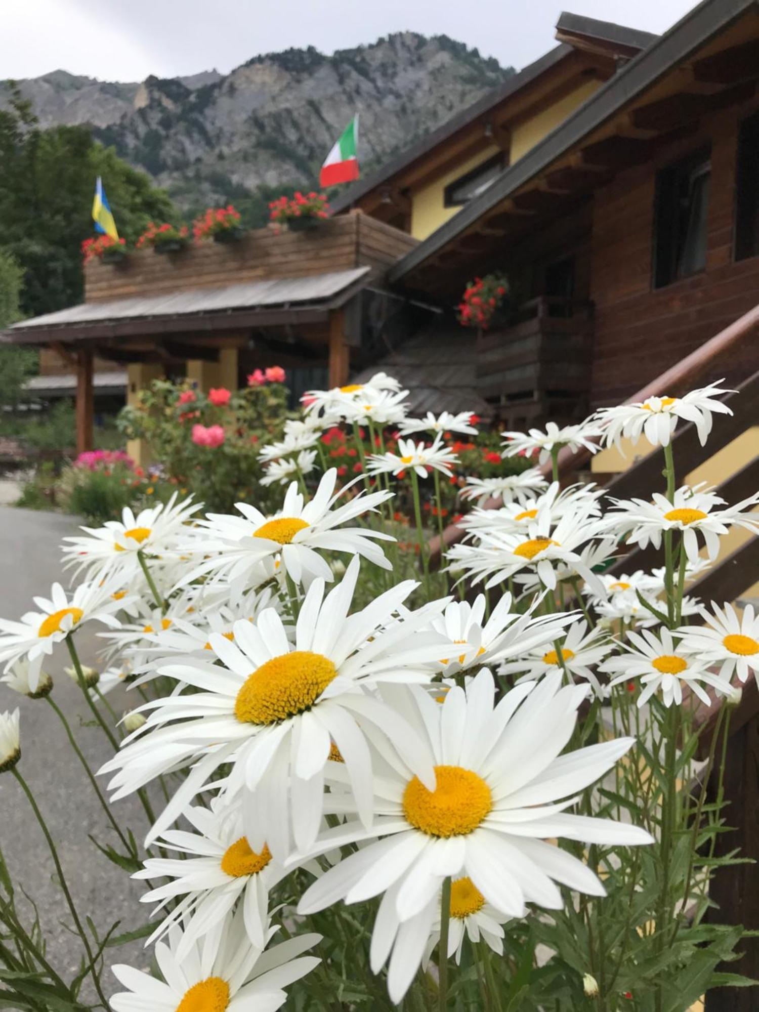 Hotel Ca Fiore Bardonecchia Exterior foto