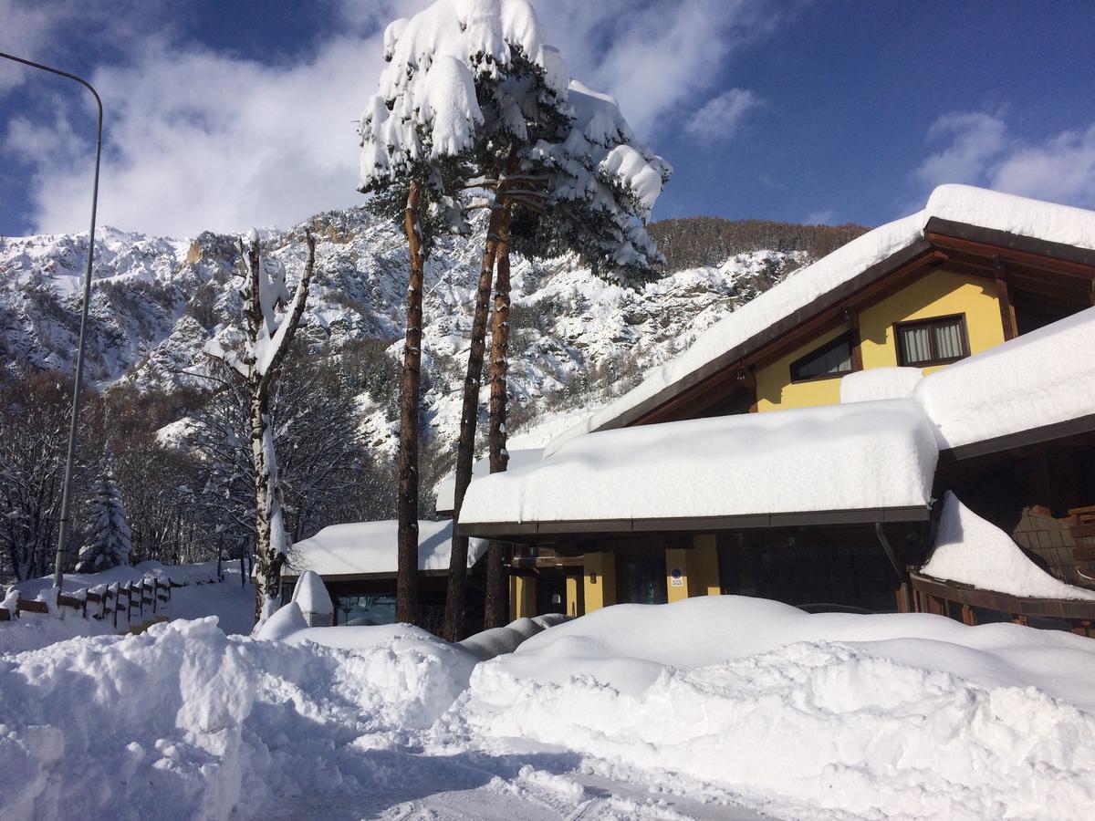 Hotel Ca Fiore Bardonecchia Exterior foto
