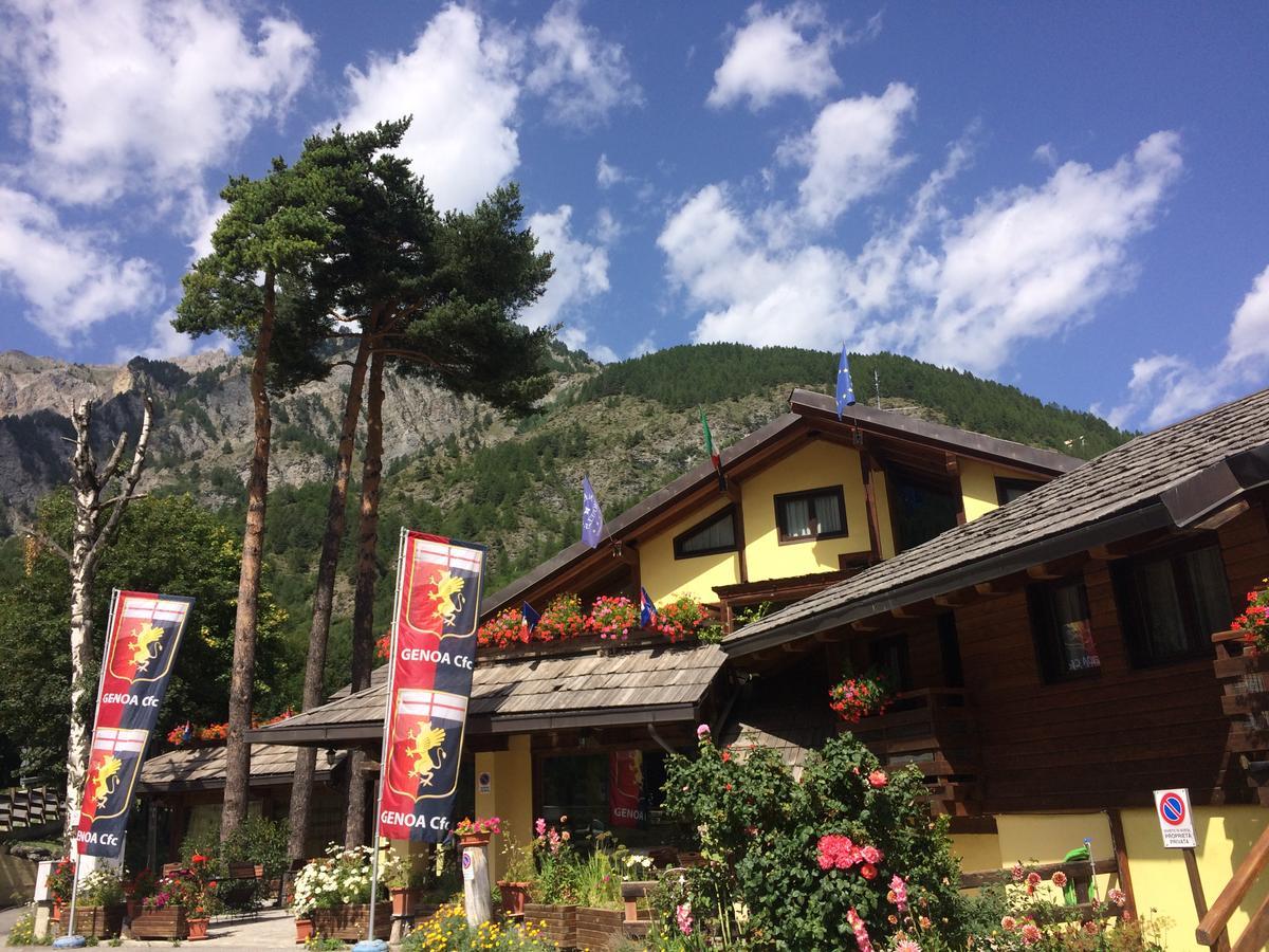 Hotel Ca Fiore Bardonecchia Exterior foto